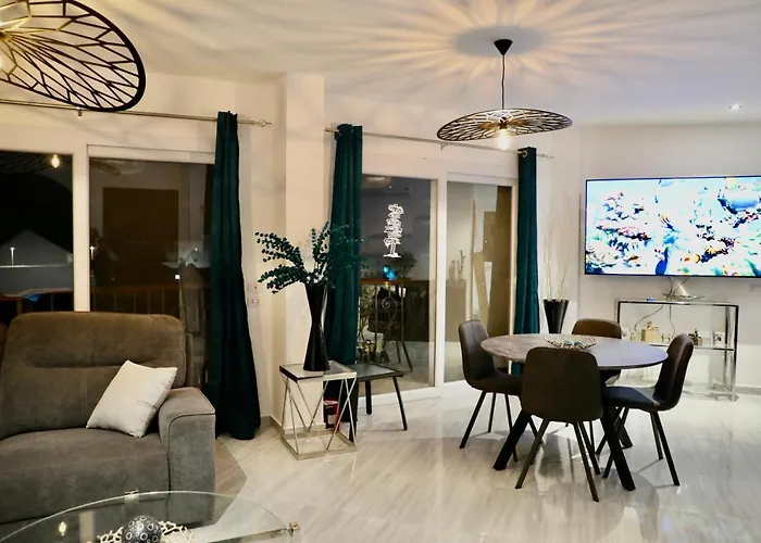Private Sea View Penthouse New Pool And Jacuzzi In Montazah Appartamento *