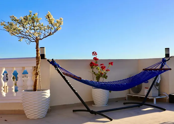 Private Sea View Penthouse New Pool And Jacuzzi In Montazah