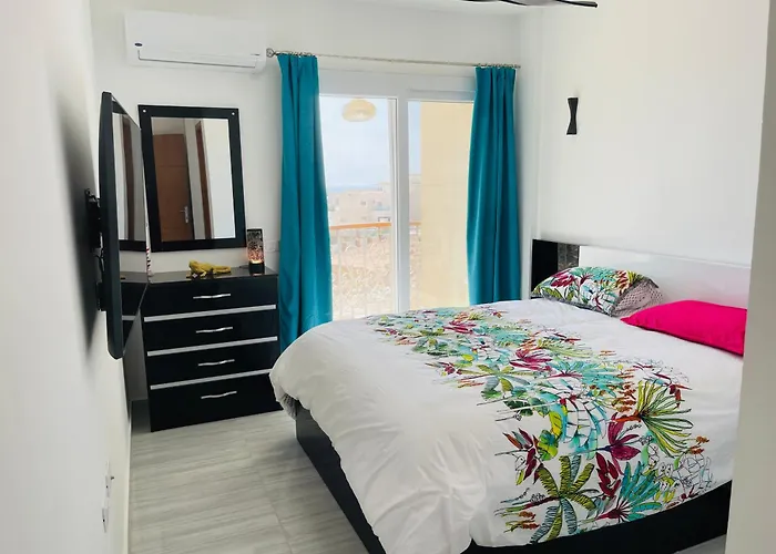 Private Sea View Penthouse New Pool And Jacuzzi In Montazah Appartamento *