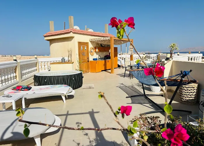 Private Sea View Penthouse New Pool And Jacuzzi In Montazah * Sharm el Sheikh