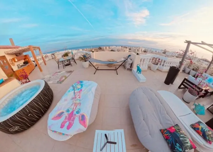 Private Sea View Penthouse New Pool And Jacuzzi In Montazah Appartamento